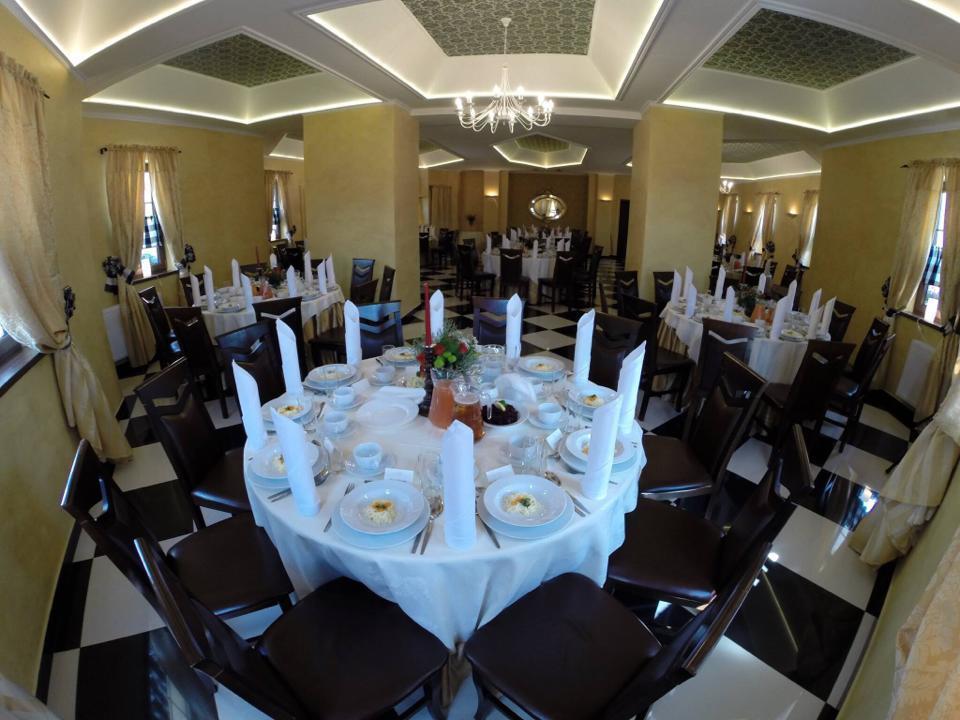 Malinowy Dwor Hotel Ruda Slaska Kültér fotó